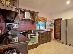 Baan Kanittha - 5 Bedrooms Pool Villa