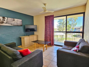 Riverview Holiday Apartment 54 - Kalbarri WA
