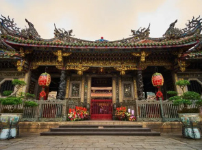 Long Shan Hotel