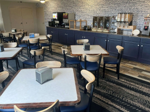 AmericInn by Wyndham Viroqua