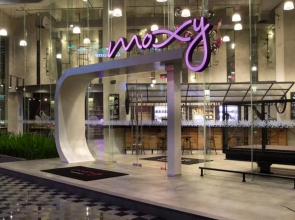 Moxy Bandung