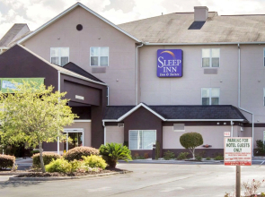 Sleep Inn & Suites Jacksonville near Camp Lejeune