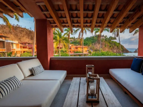 Careyes 114 Oceanfront Luxury With a Spacious Te