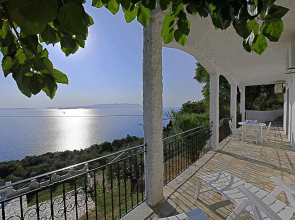 Secret Sporades Panoramic Residence