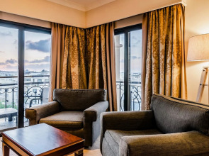 AX The Victoria Hotel