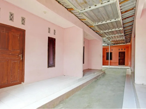 OYO Life  93058 Kos Subur
