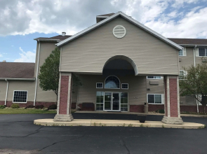 AmericInn by Wyndham Maquoketa