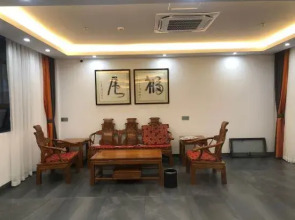 Starry Moon Bay Hotel