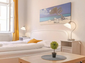 Peerles 2BR Apt. Perfectly Situated&Well Connected