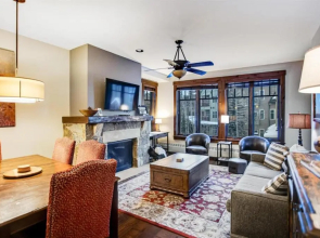 Breckenridge 3 Bedroom Condo at Water House, Walk to Lifts, On Main Street