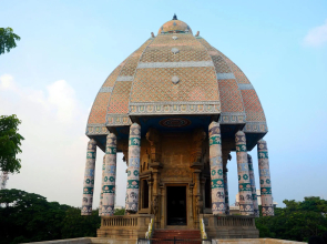 The Summit Luxury Service Apartment