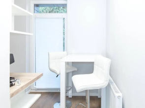 BEJING · CHILLINGHOUSE # 2, 3 Min. vom ICE, NETFLIX; Balkon