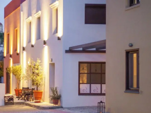 utopia luxury suites
