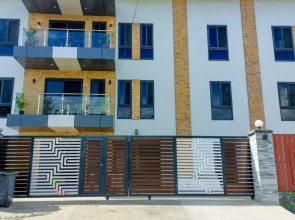 Breeze Apartments