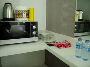 Cozy Studio Apartment At Aeropolis Residence Near Cgk Airport