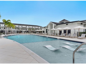 Landing Apartments Lakeland Near Winston