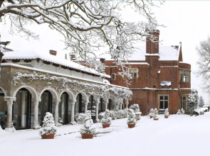 Warren House