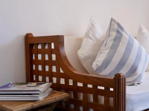 Two bedrooms Capri style home near Piazzetta