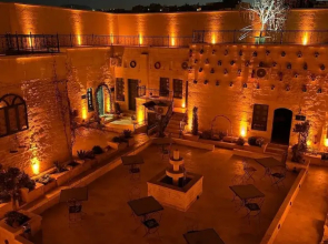 Liora Hotel