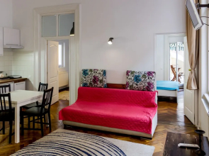 Piata Sfatului Apartments