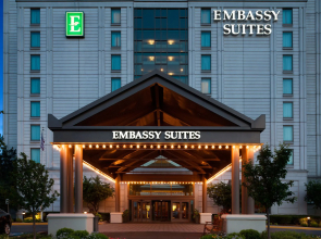 Embassy Suites by Hilton Chicago Lombard Oak Brook