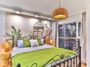 Chongqing Yuzhong·JieFangBei· Locals Apartment 00162120