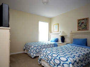 Cumbrian Lakes 1223 - Six Bedroom Villa with Private Pool