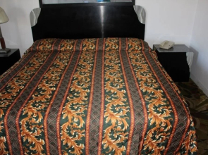Saratoga Motel By Capital O Near Midway Airport Chicago IL