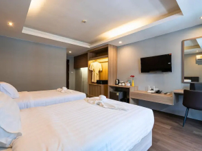 Tisha Hotel