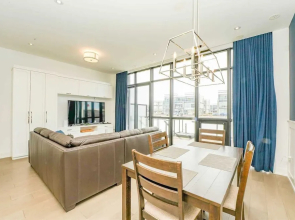Friday Harbour Boutique Home