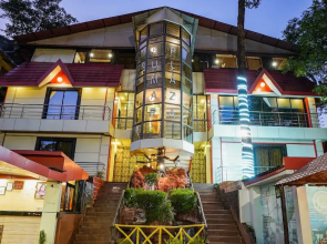 Hotel Kumar Plaza