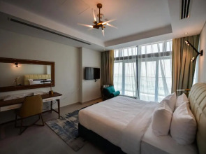 Waterfront Hotel Apartments