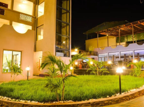 Jewel Stone Hotel