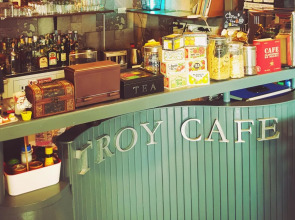 OYO 75321 Gemma Patong