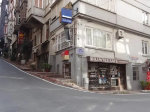 Istanbul Apart House