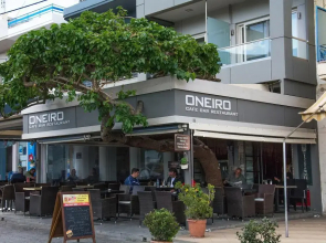 Oneiro Suites