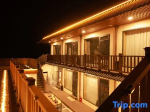 Wutai Mountain Painting Mountain Cloud House B&B