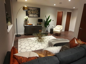 Interior Designed 1 Bed Flat With Parking Slough