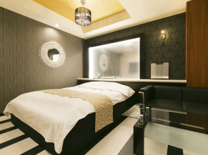 Hotel Atlantis Higashiosaka - Adults Only