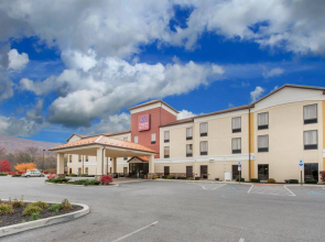 Comfort Suites Altoona North