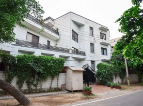 BedChambers Serviced Apartments SushantLok