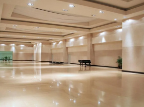Trinitarias Suites