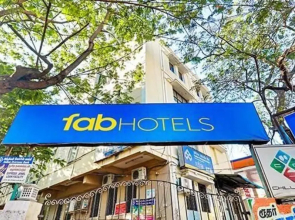 Fabhotel The Brown Tree