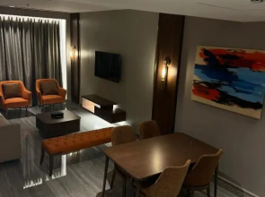 Damask Hotel