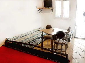 Quaint Holiday Home in Metajna With Terrace