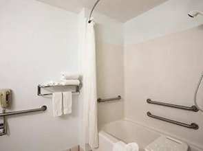 Super 8 Cedar Rapids