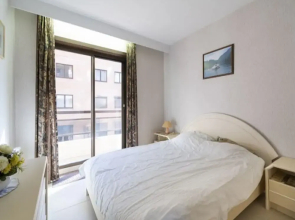 Apartment in Middelkerke With Sea View