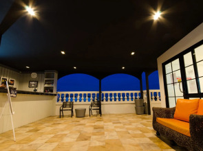 Khaosan Palace Hotel