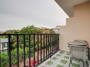 Patumnak Beach Guesthouse