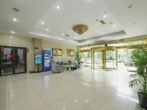 Super 8 Ningbo Beilun West Hengshan Road Branch